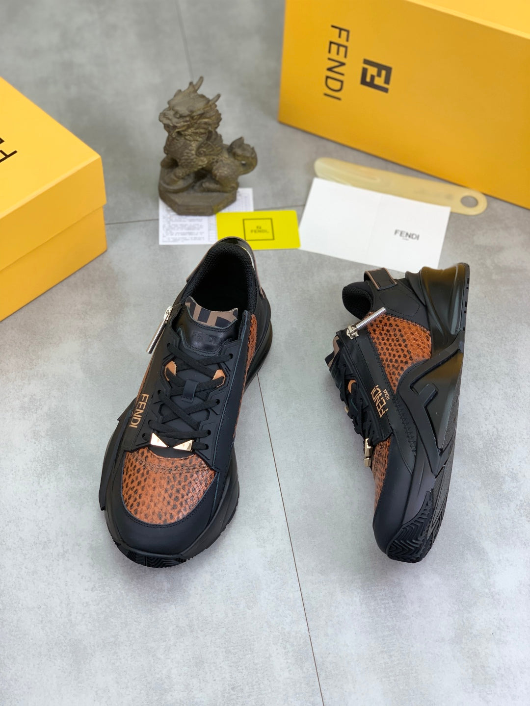 LuxluxHouse Best Quality Shoes Fendi