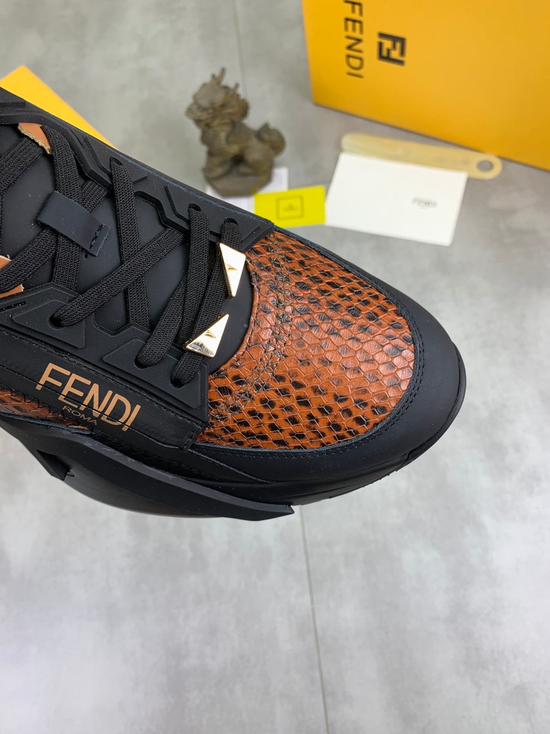 LuxluxHouse Best Quality Shoes Fendi