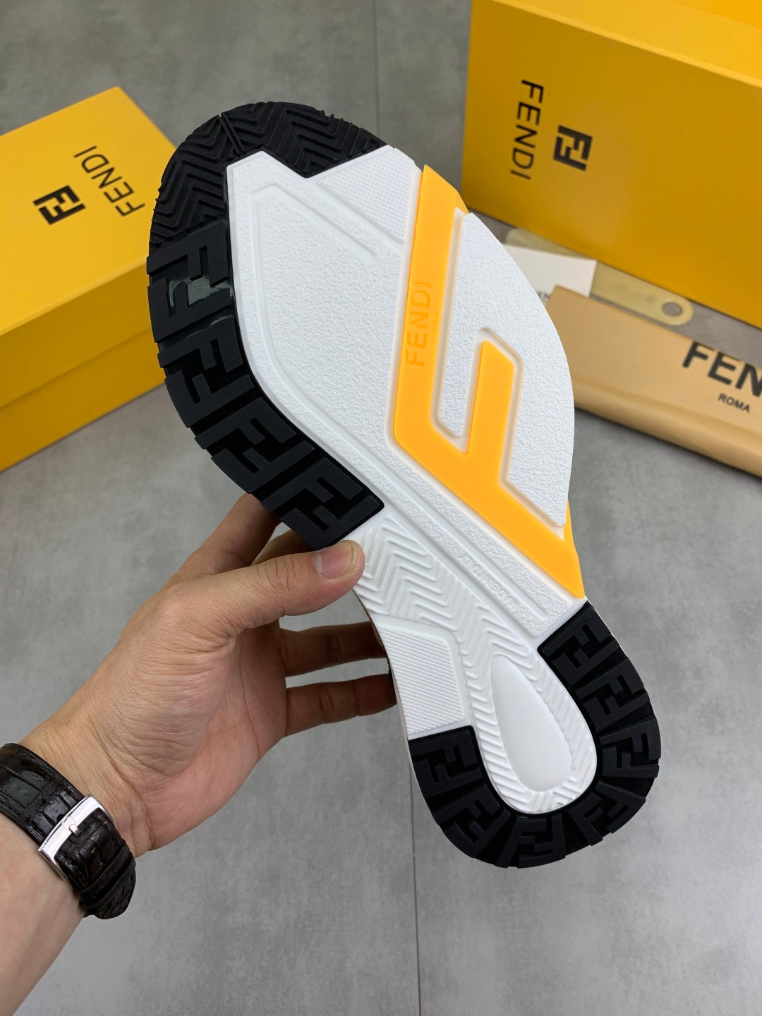 LuxluxHouse Best Quality Shoes Fendi