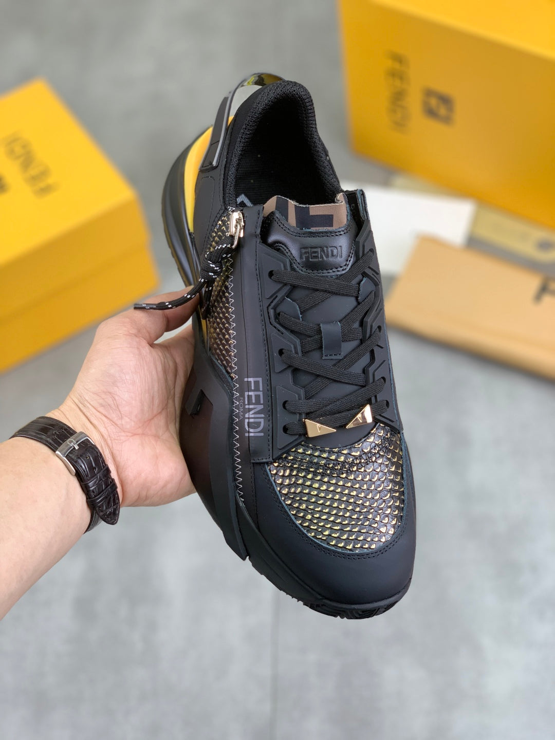 LuxluxHouse Best Quality Shoes Fendi