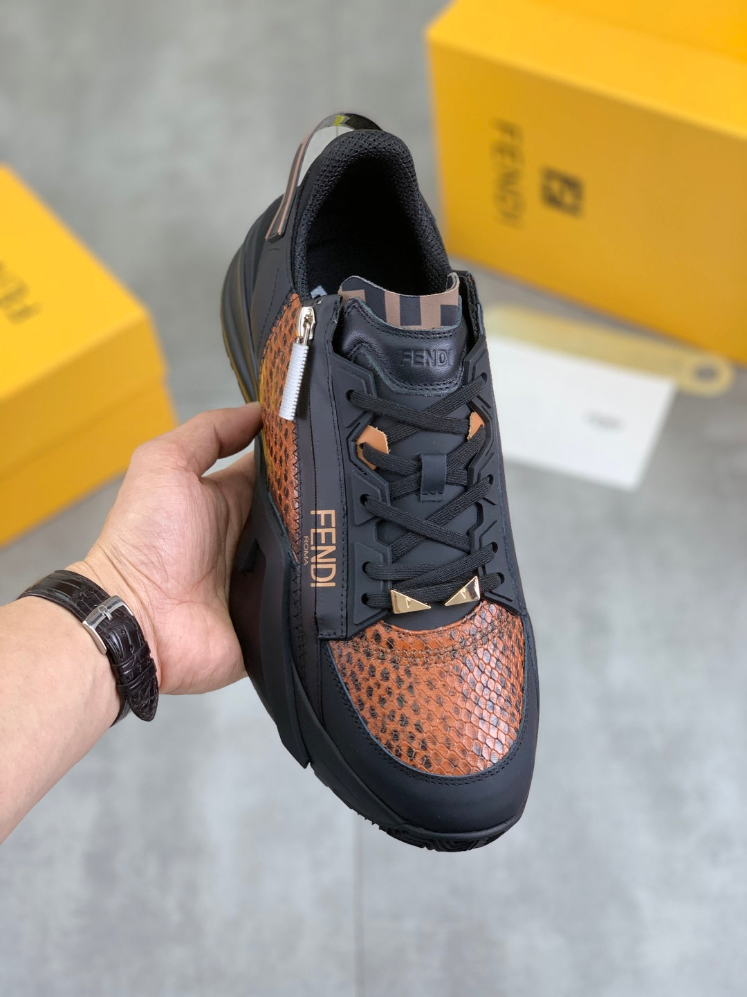 LuxluxHouse Best Quality Shoes Fendi