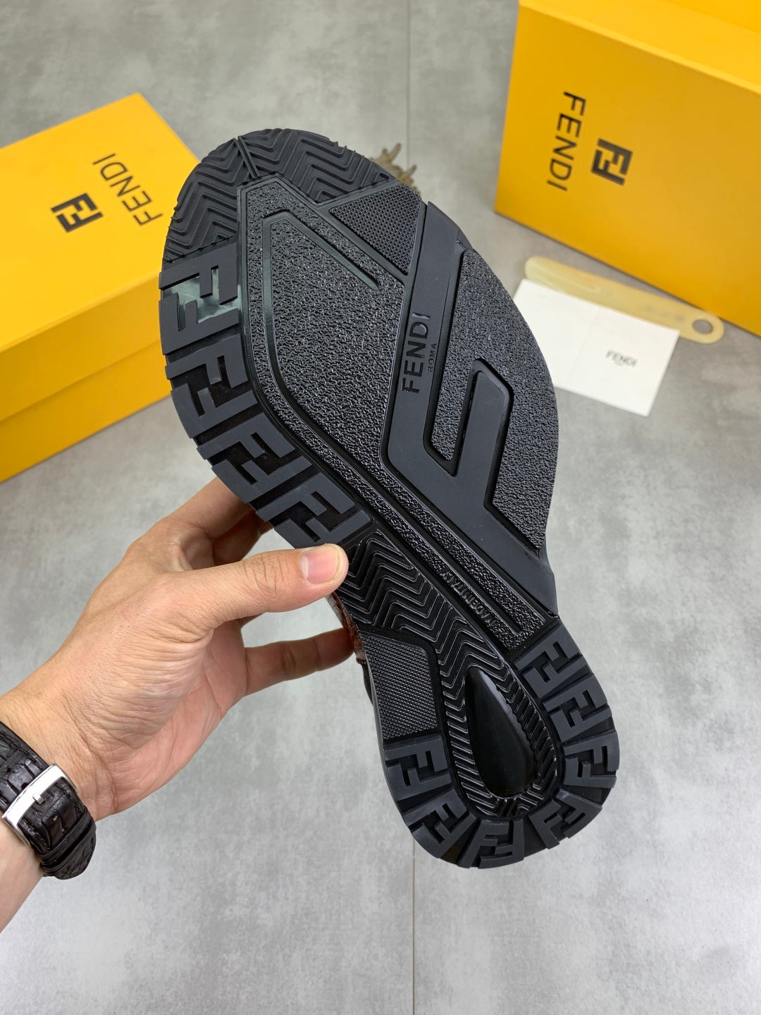 LuxluxHouse Best Quality Shoes Fendi