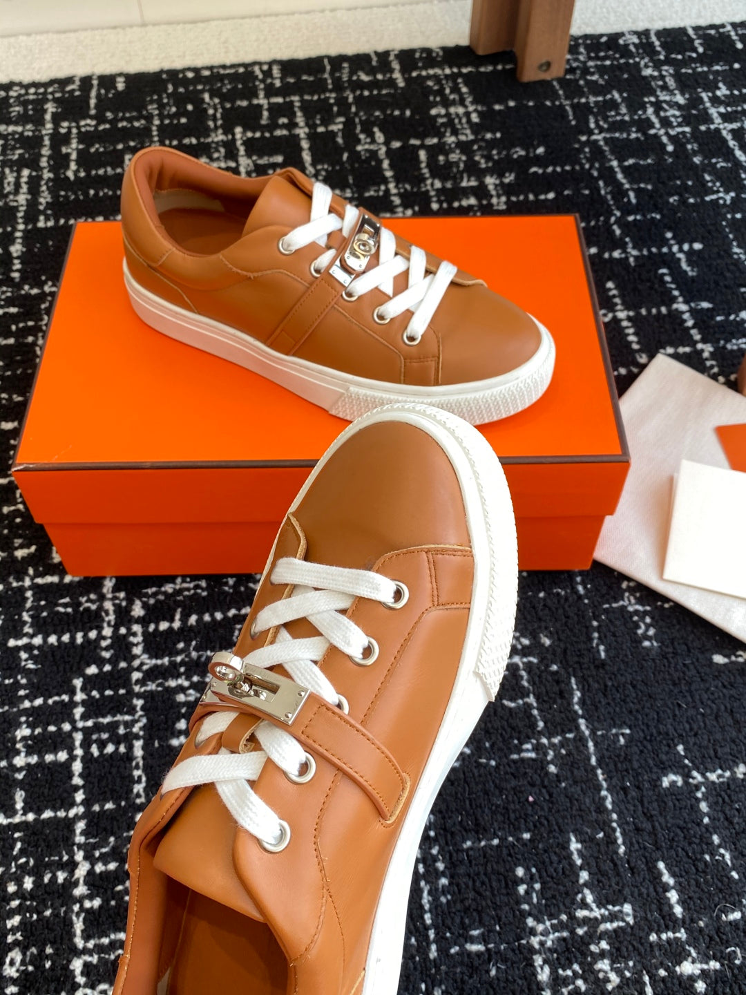 LuxluxHouse Best Quality Shoes Hermes
