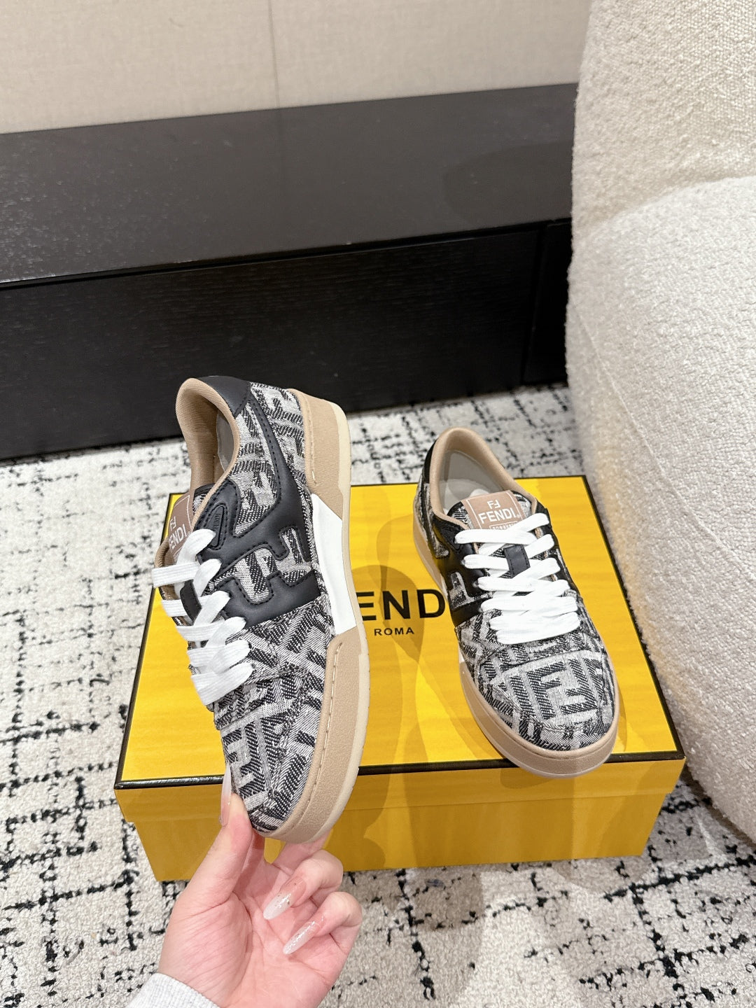 LuxluxHouse Best Quality Shoes Fendi