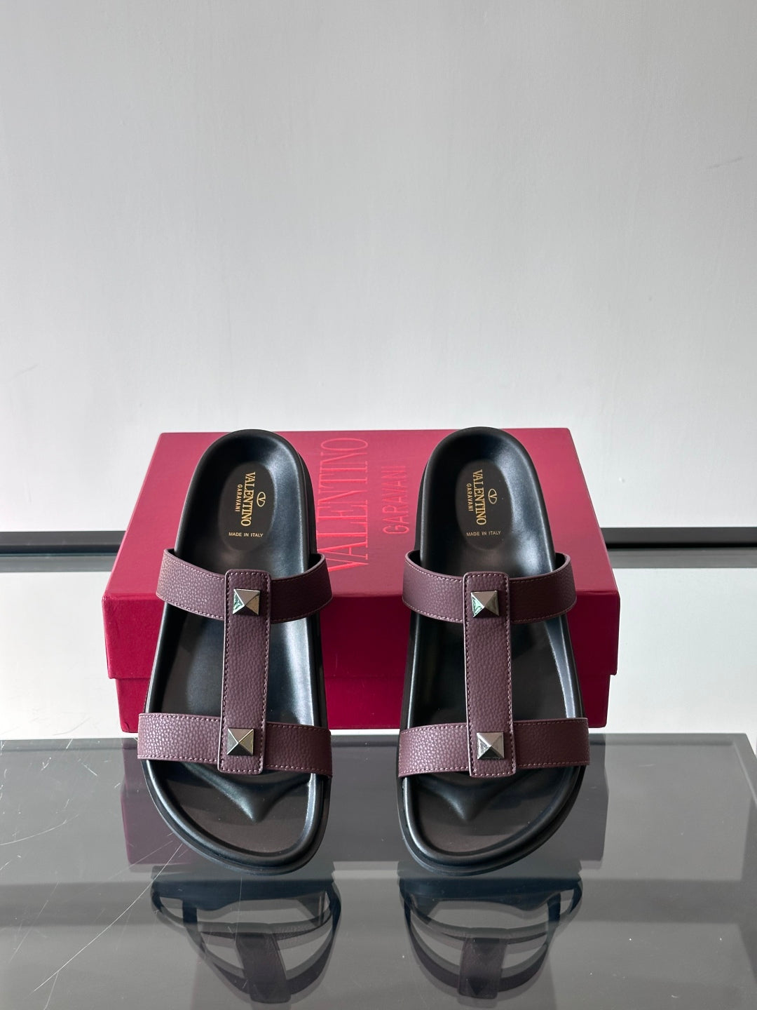 LuxluxHouse Best Quality Sandals Valentino
