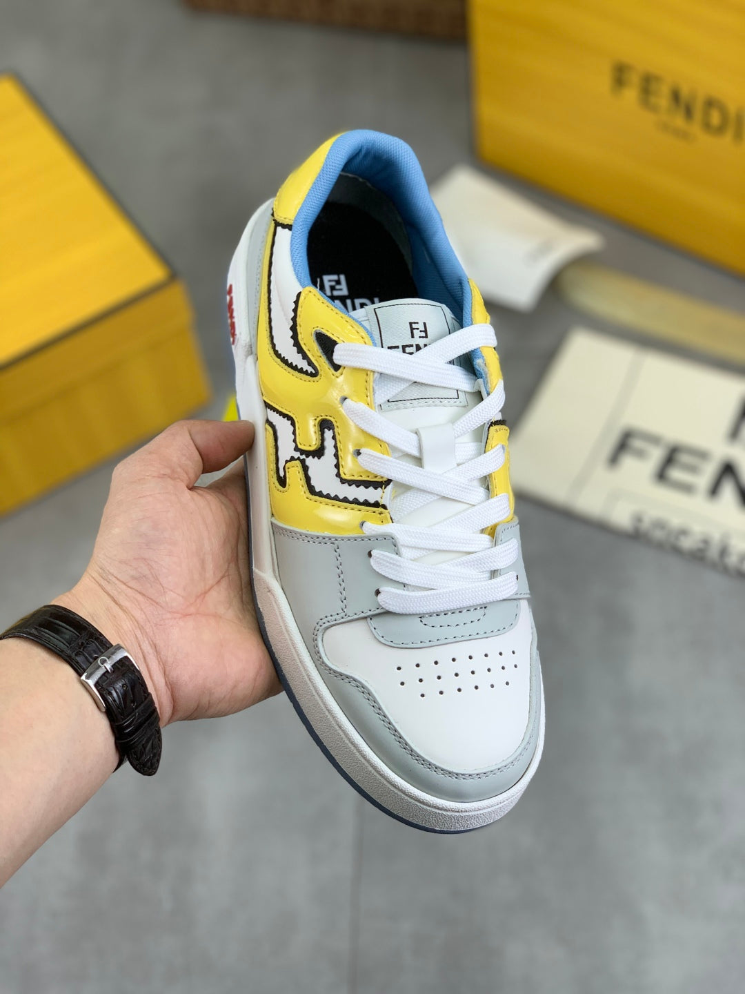 LuxluxHouse Best Quality Shoes Fendi