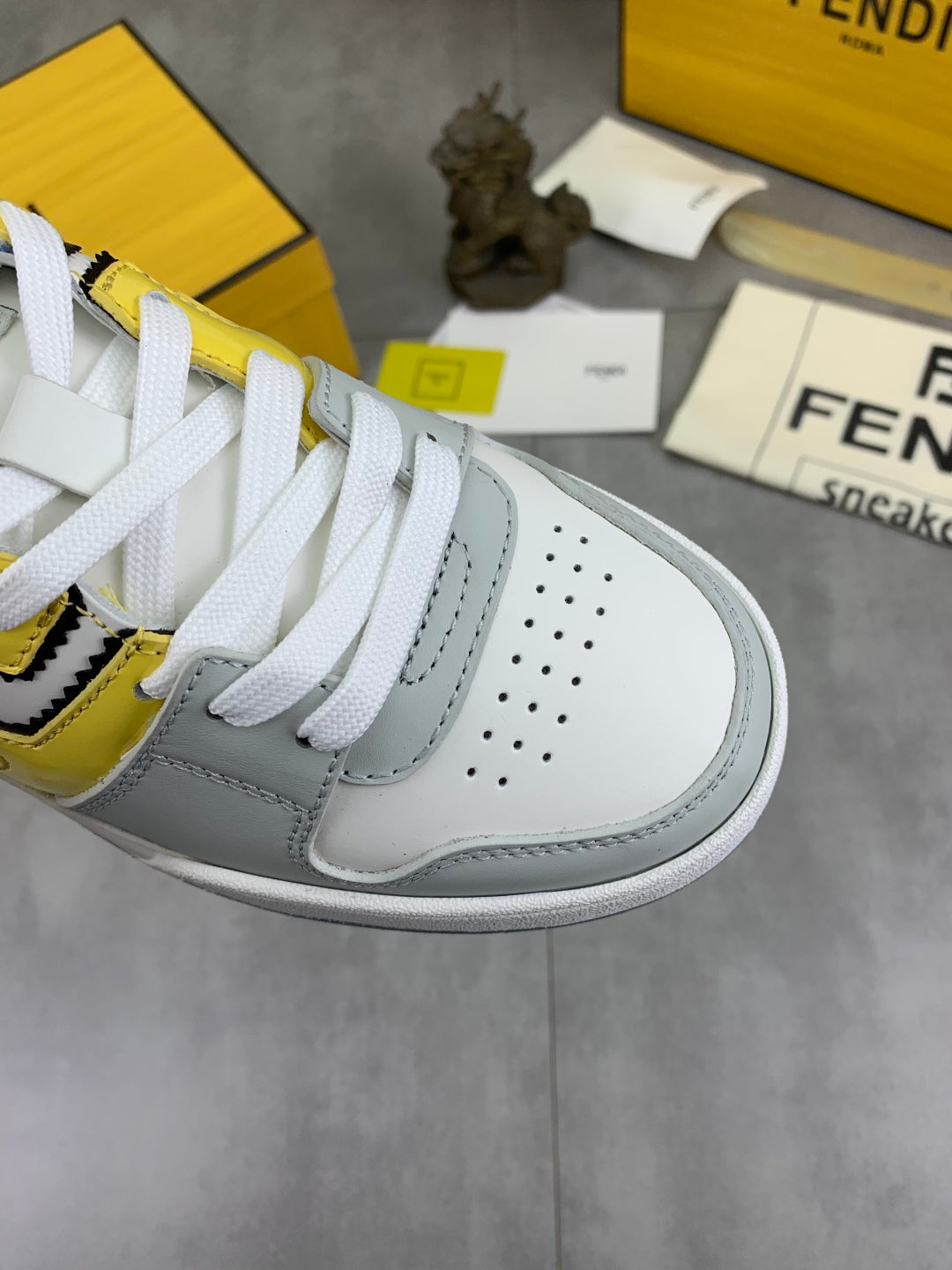LuxluxHouse Best Quality Shoes Fendi