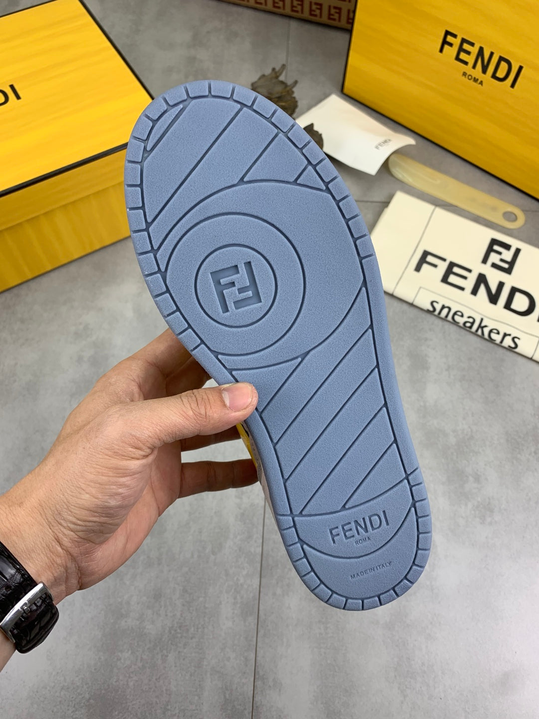 LuxluxHouse Best Quality Shoes Fendi