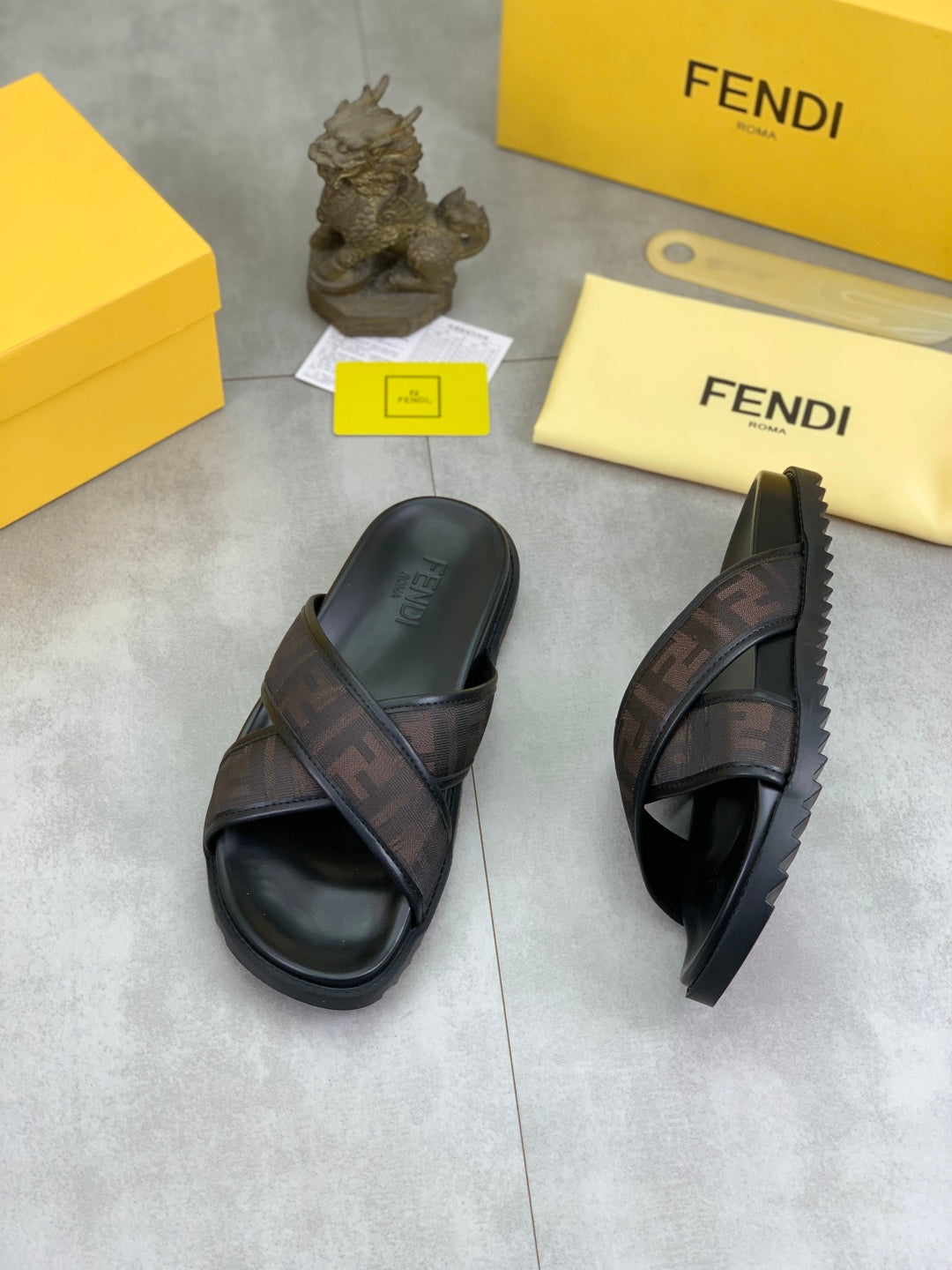 LuxluxHouse Best Quality Sandals Fendi