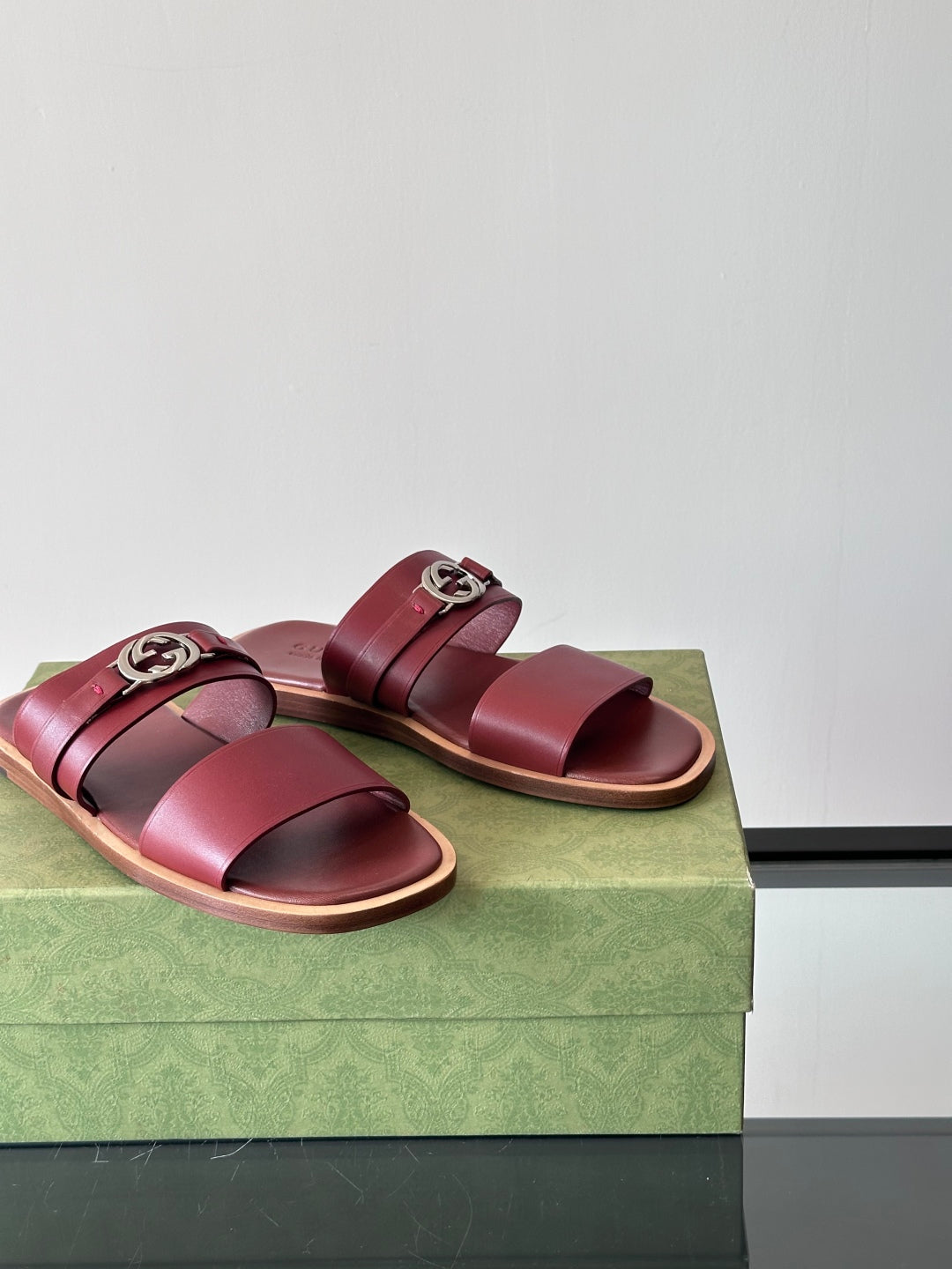 LuxluxHouse Best Quality Sandals Gucci