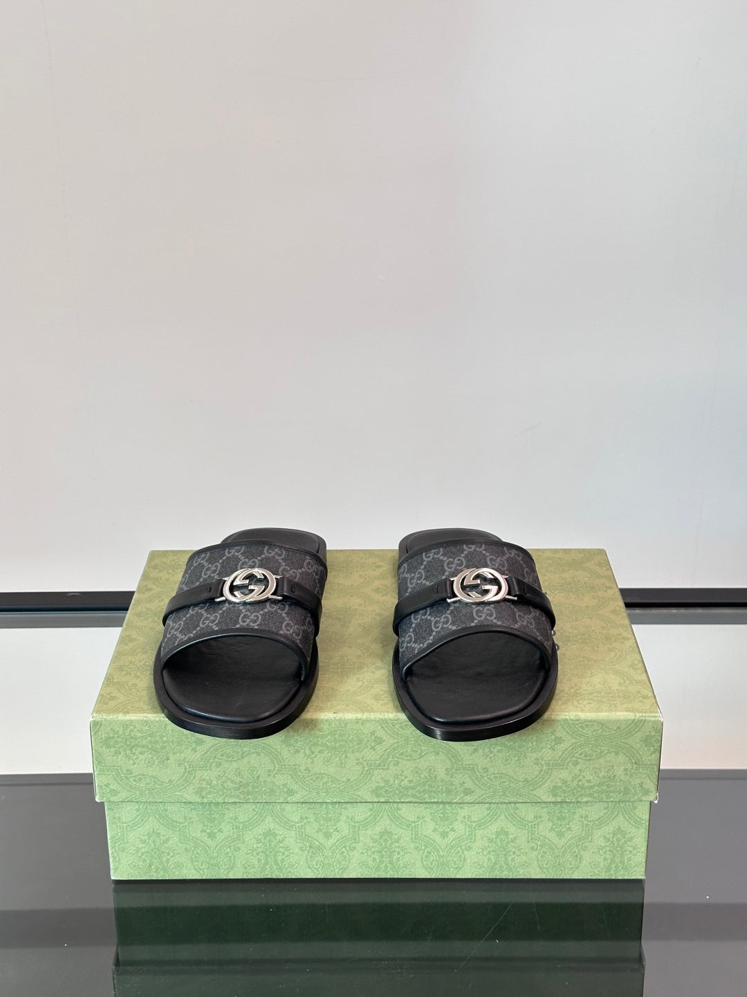LuxluxHouse Best Quality Sandals Gucci