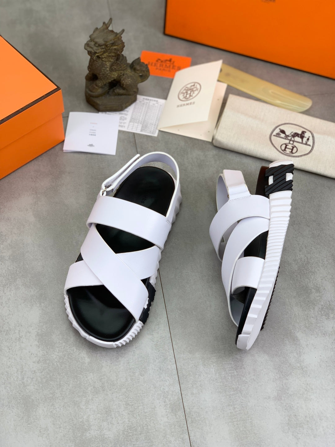 LuxluxHouse Best Quality Sandals Hermes