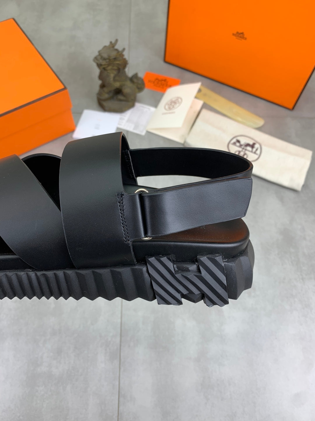 LuxluxHouse Best Quality Sandals Hermes