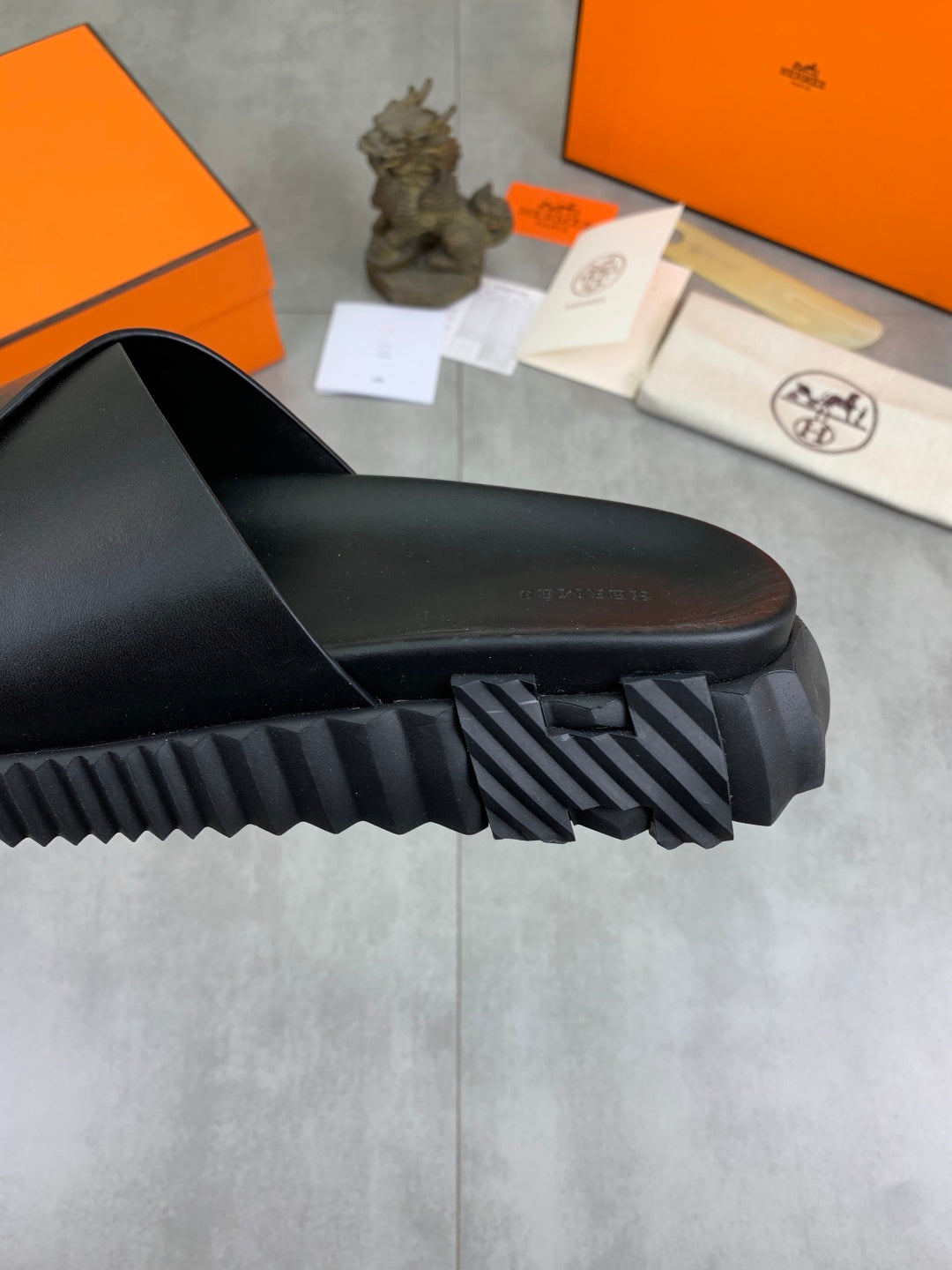 LuxluxHouse Best Quality Sandals Hermes