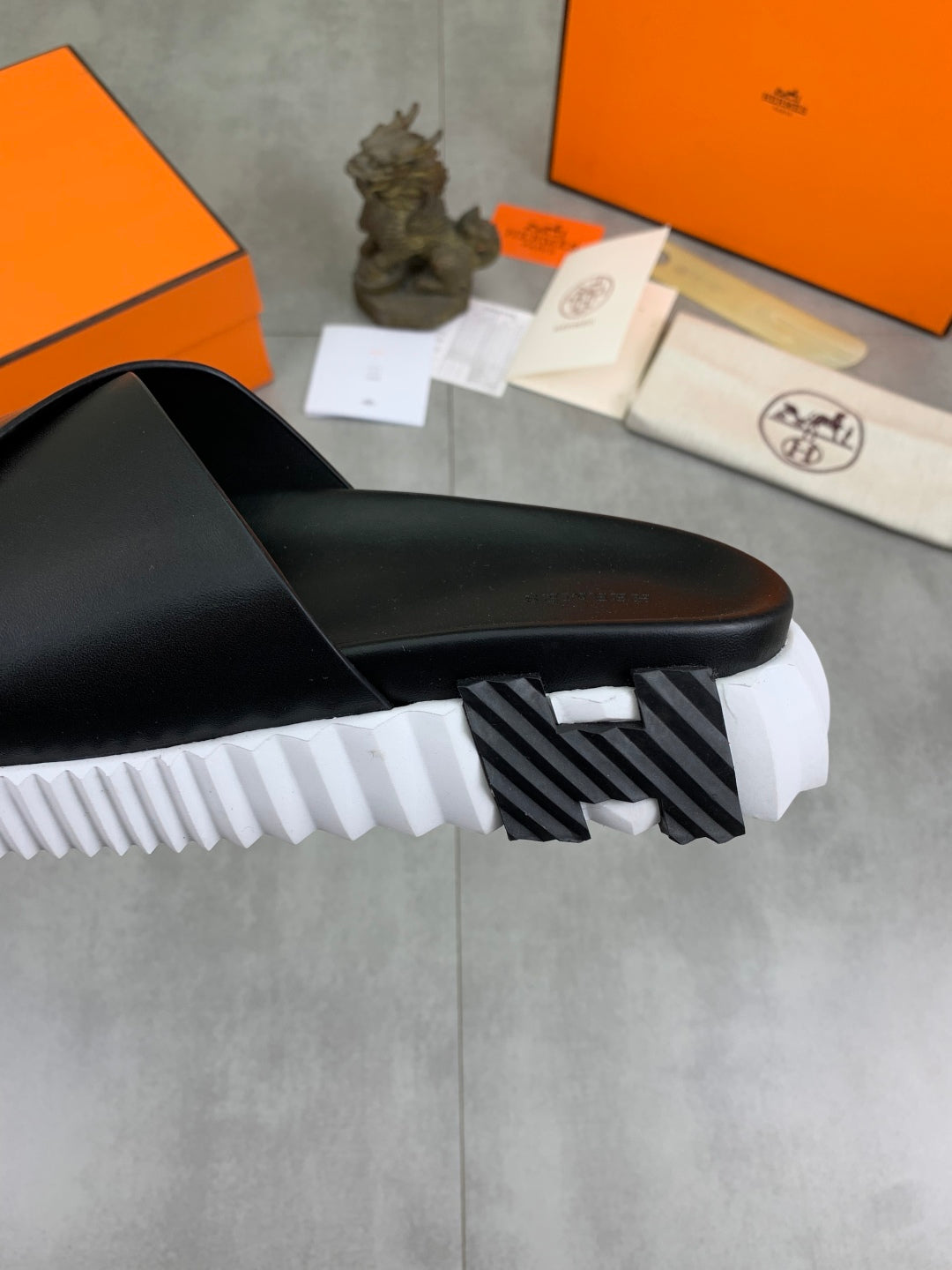 LuxluxHouse Best Quality Sandals Hermes