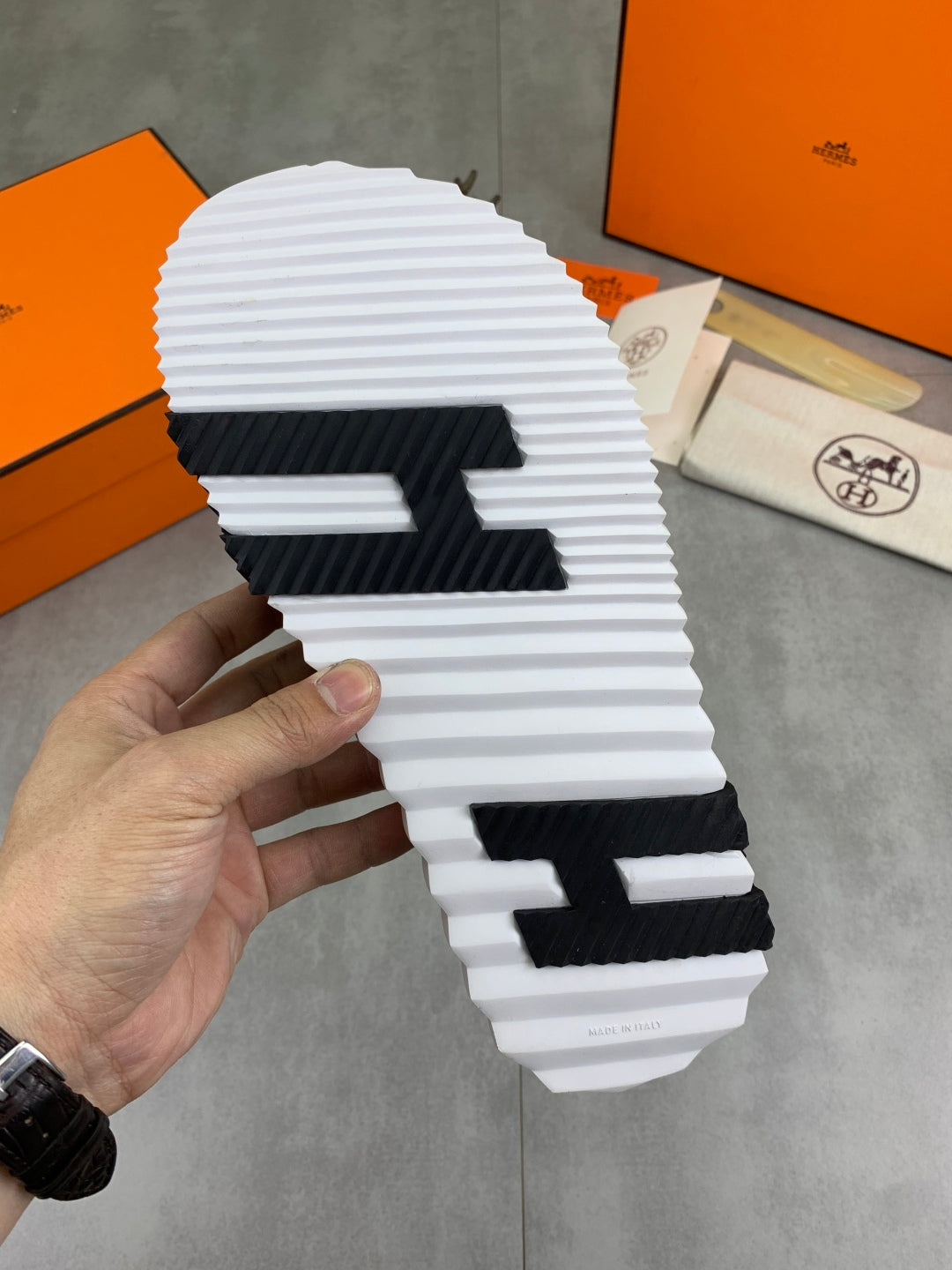 LuxluxHouse Best Quality Sandals Hermes