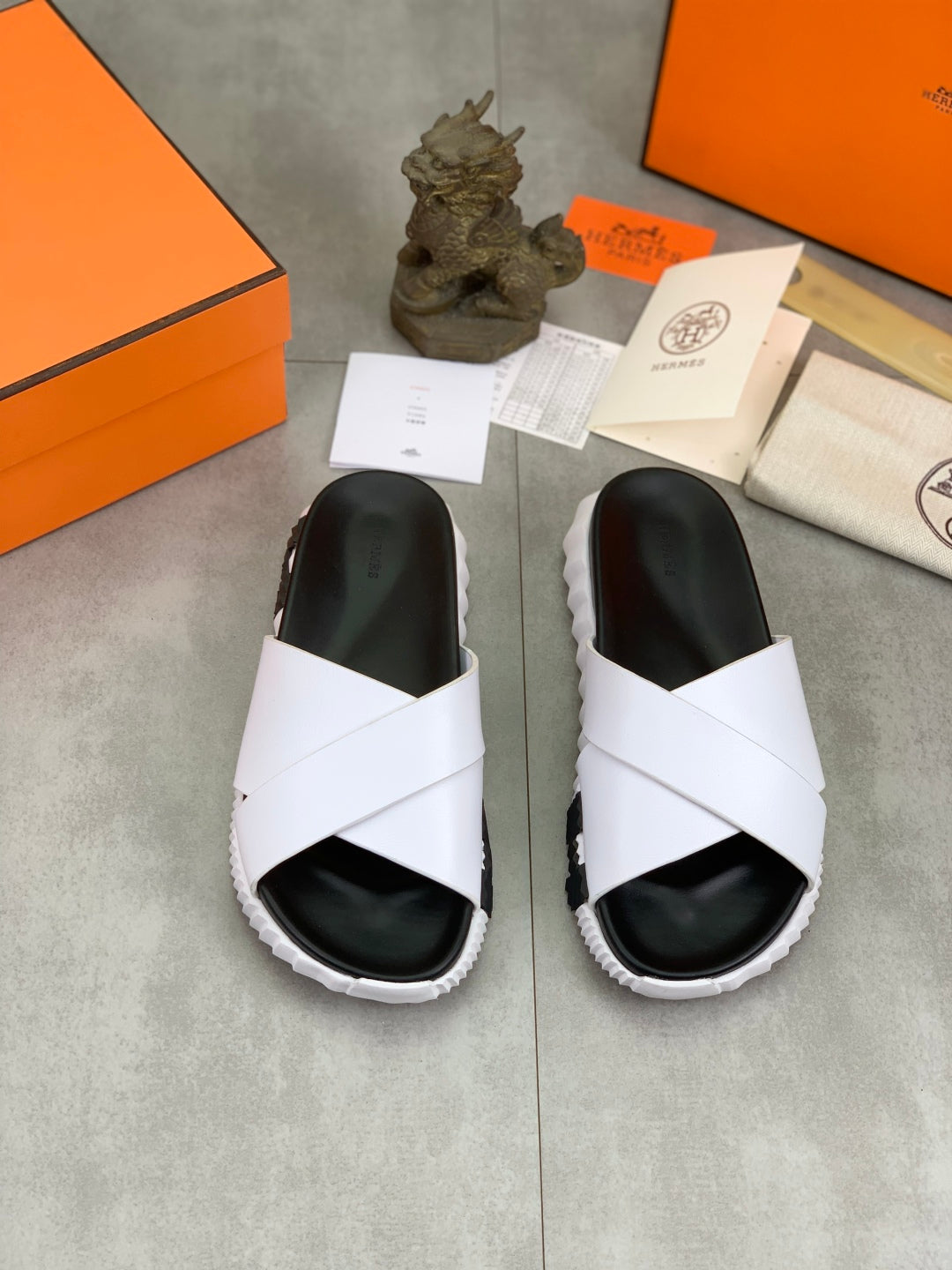 LuxluxHouse Best Quality Sandals Hermes