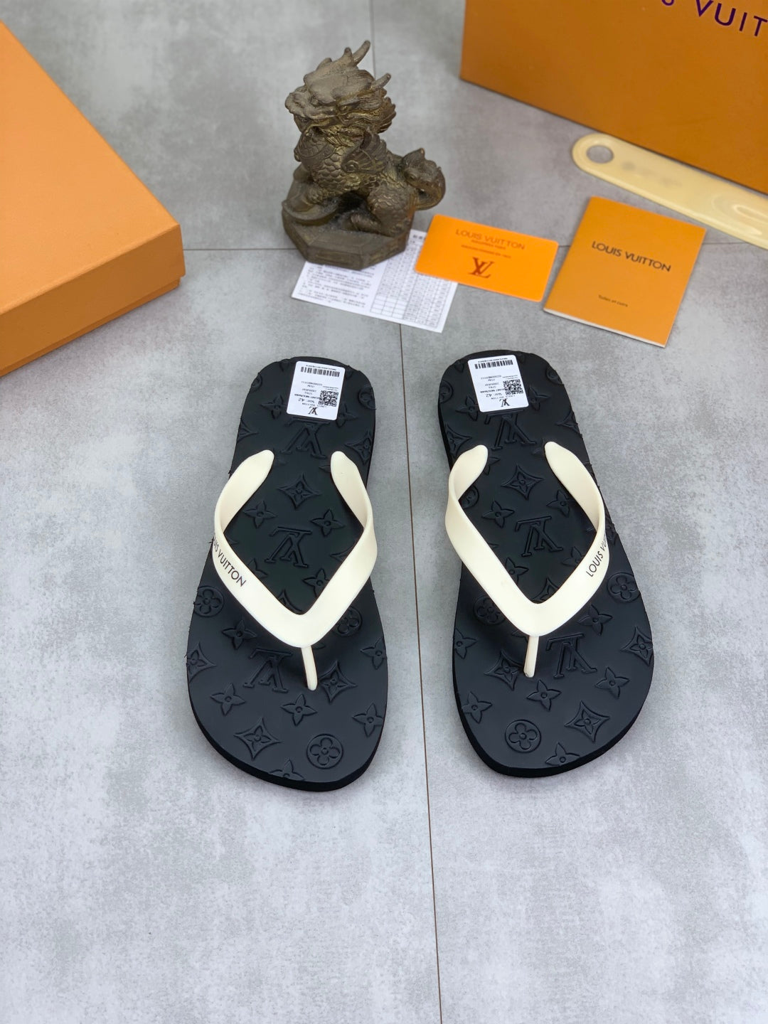 LuxluxHouse Best Quality Sandals Louis Vuitton