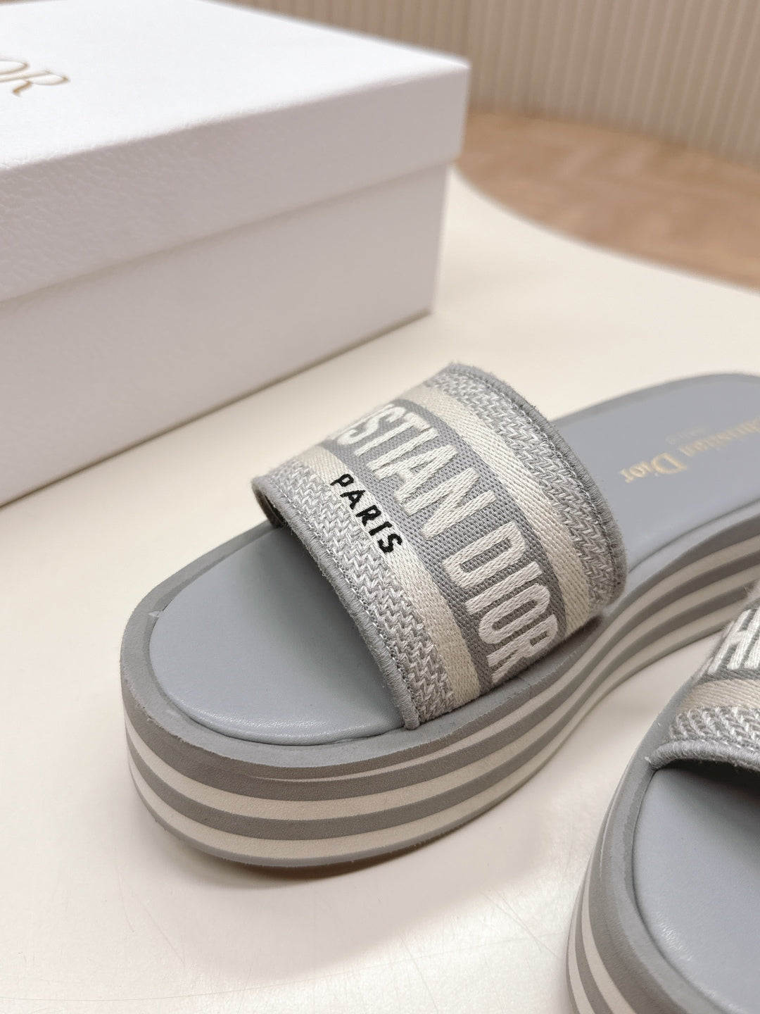 LuxluxHouse Best Quality Women Shoes Dior