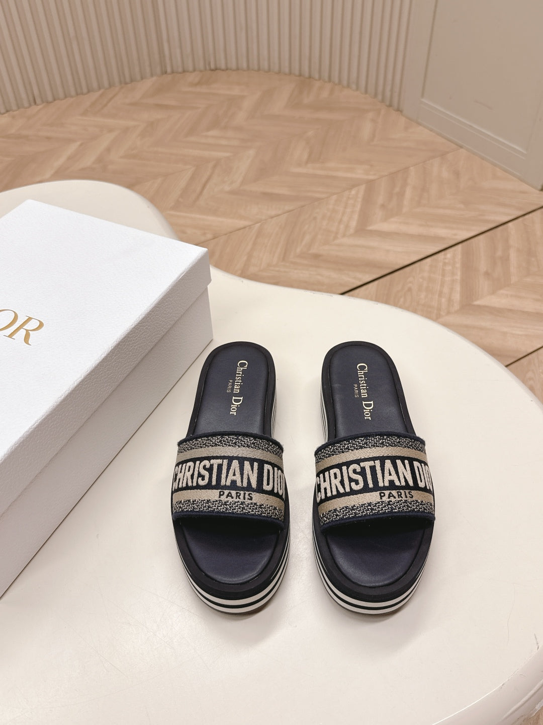 LuxluxHouse Best Quality Women Shoes Dior