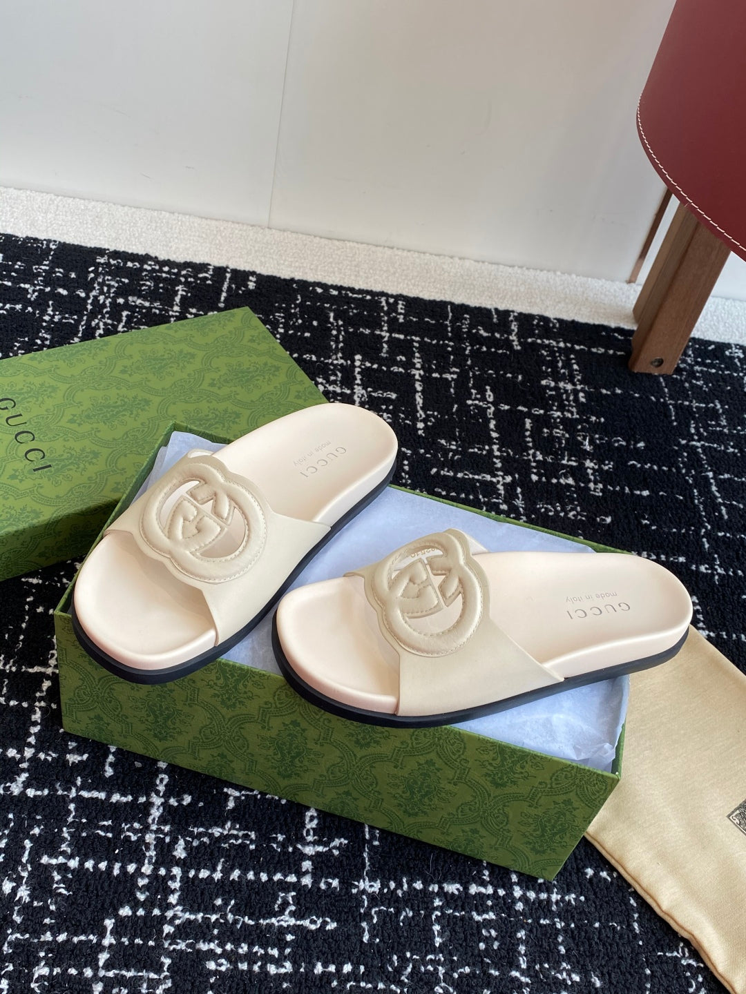 LuxluxHouse Best Quality Sandals Gucci