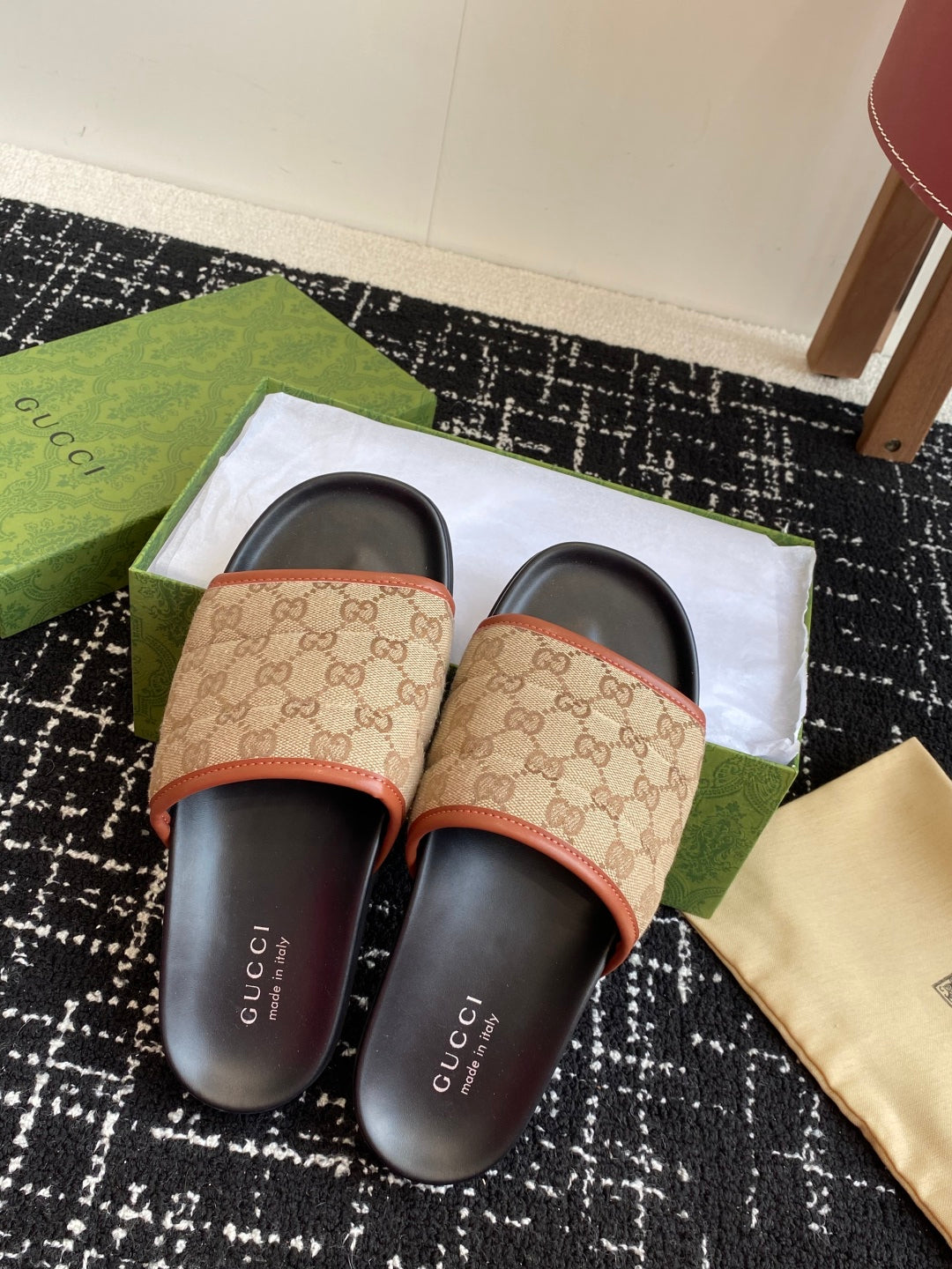 LuxluxHouse Best Quality Sandals Gucci