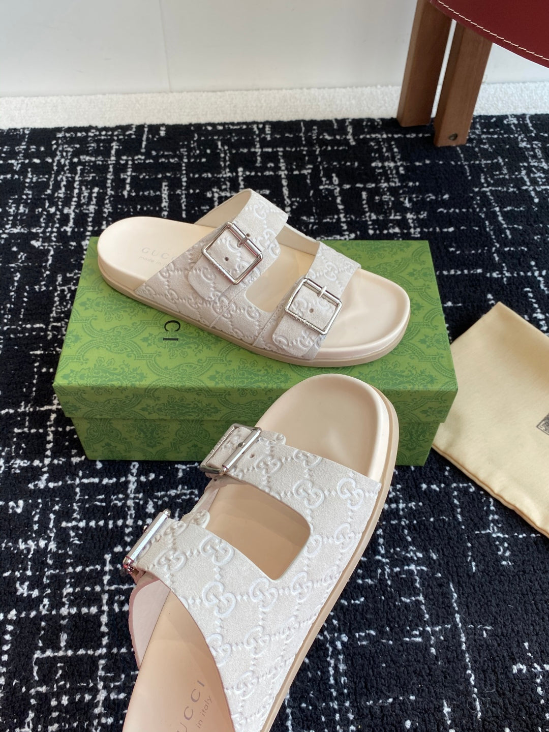 LuxluxHouse Best Quality Sandals Gucci