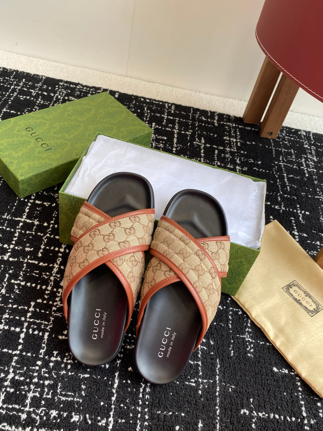 LuxluxHouse Best Quality Sandals Gucci
