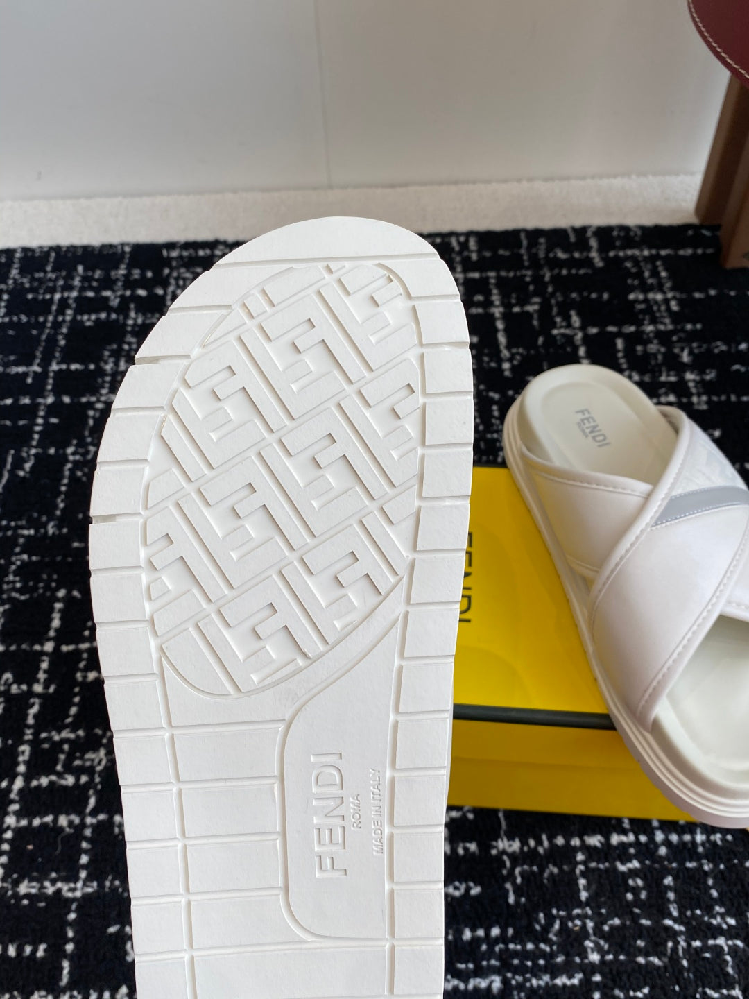 LuxluxHouse Best Quality Sandals Fendi