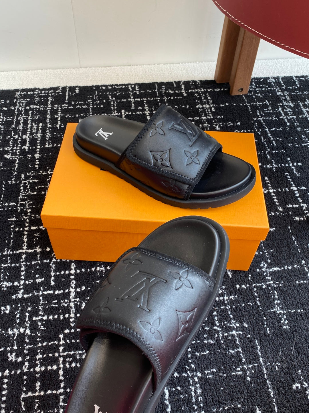 LuxluxHouse Best Quality Sandals Louis Vuitton