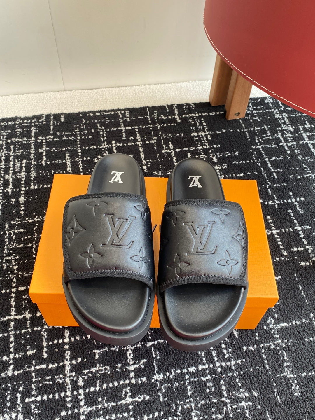 LuxluxHouse Best Quality Sandals Louis Vuitton