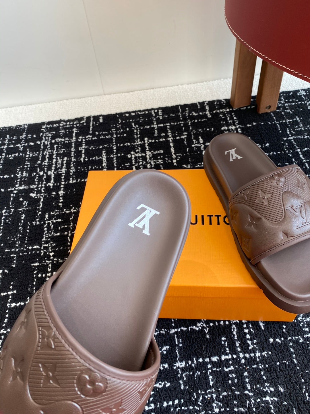 LuxluxHouse Best Quality Sandals Louis Vuitton