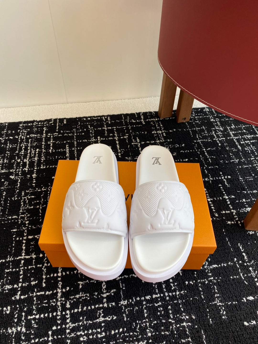 LuxluxHouse Best Quality Sandals Louis Vuitton