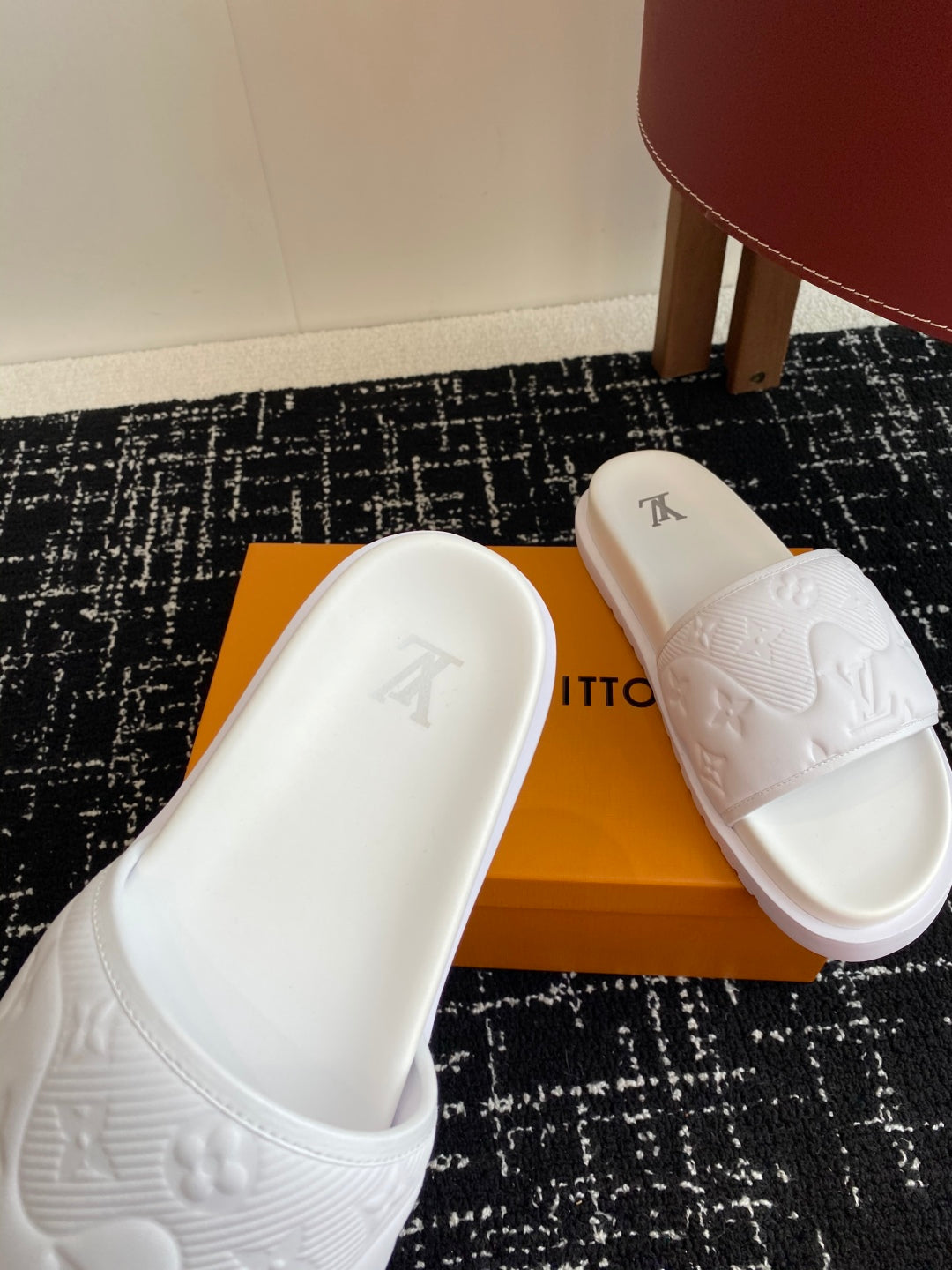 LuxluxHouse Best Quality Sandals Louis Vuitton