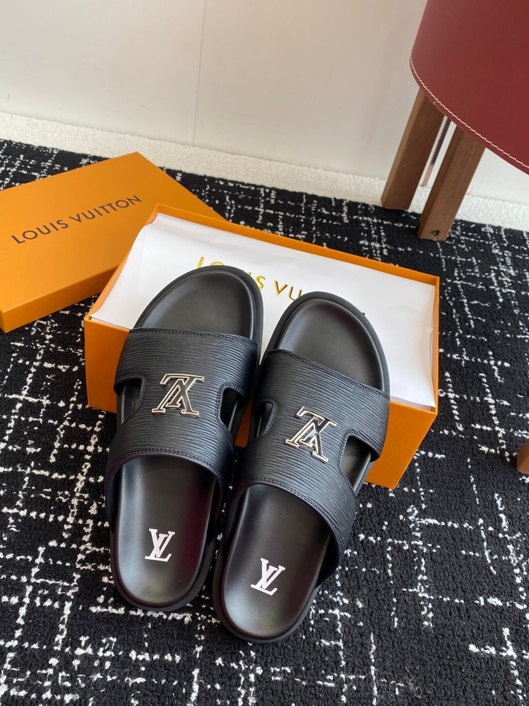 LuxluxHouse Best Quality Sandals Louis Vuitton