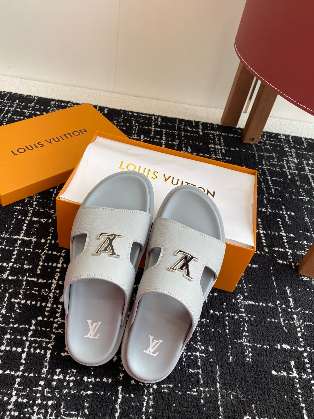 LuxluxHouse Best Quality Sandals Louis Vuitton
