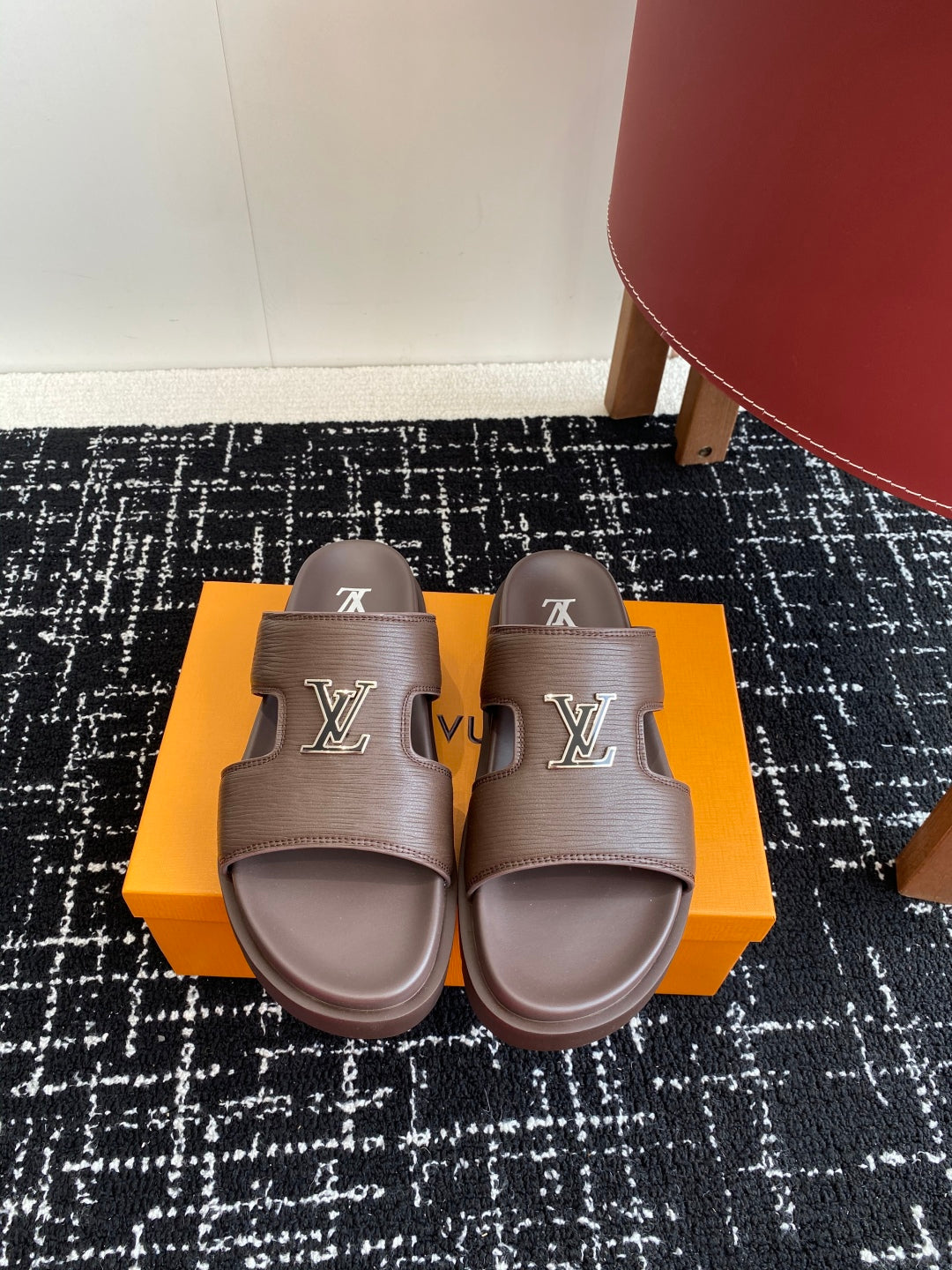 LuxluxHouse Best Quality Sandals Louis Vuitton