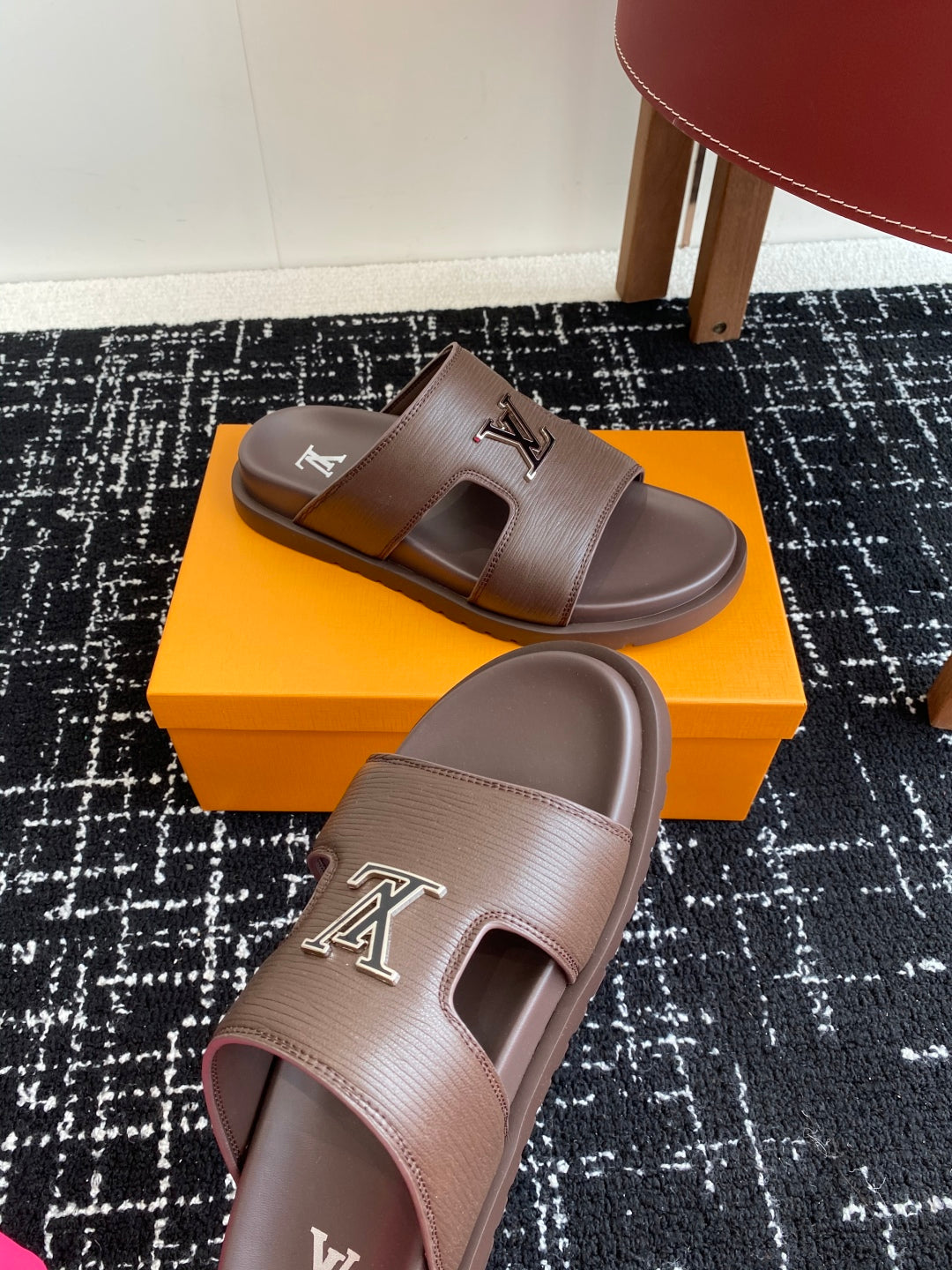 LuxluxHouse Best Quality Sandals Louis Vuitton