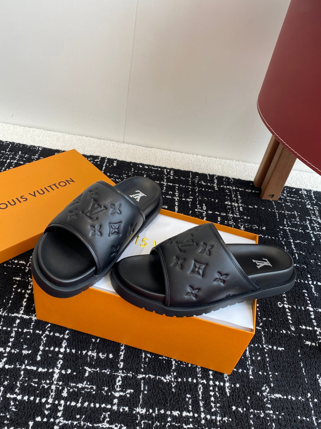 LuxluxHouse Best Quality Sandals Louis Vuitton