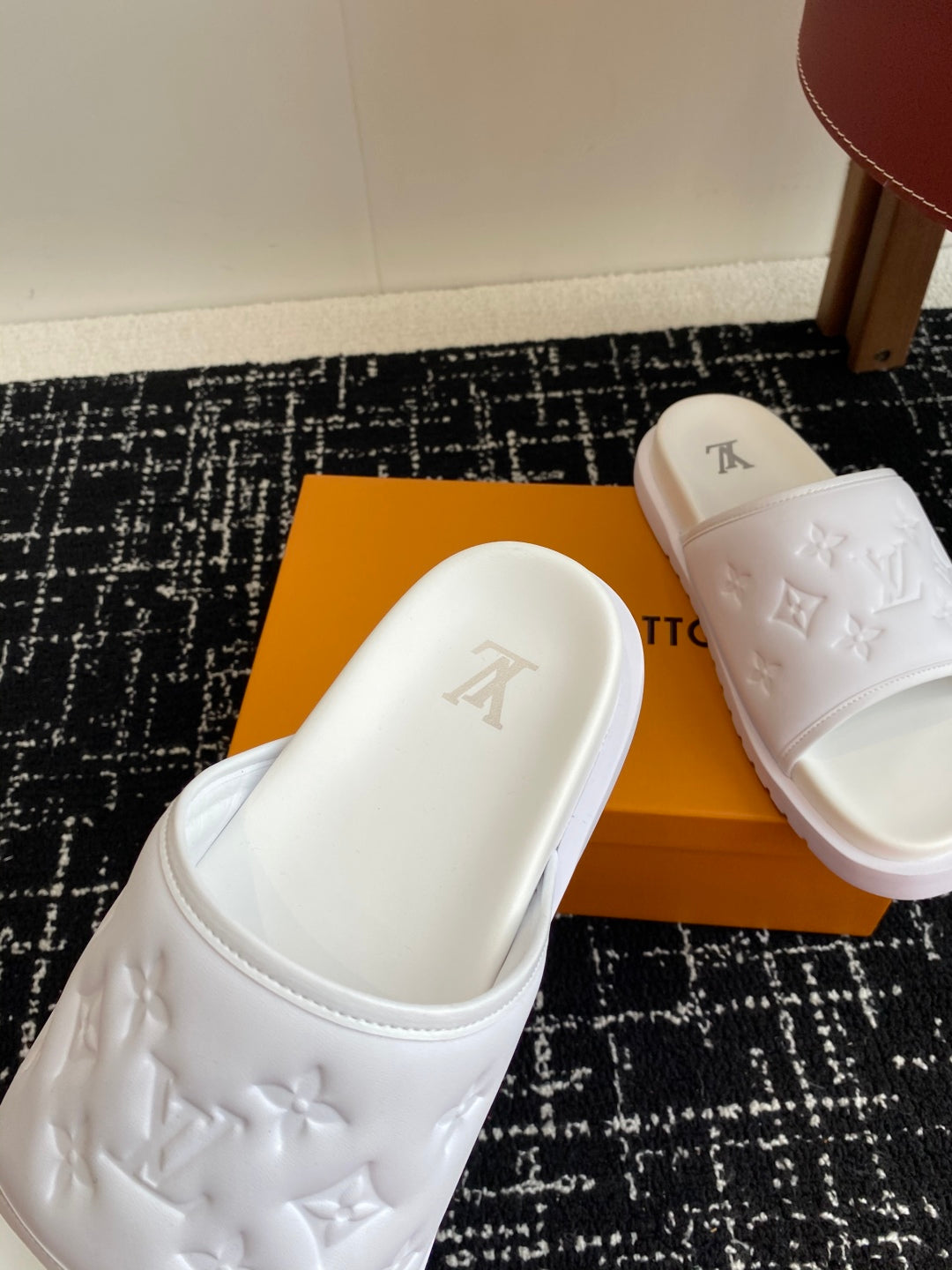 LuxluxHouse Best Quality Sandals Louis Vuitton