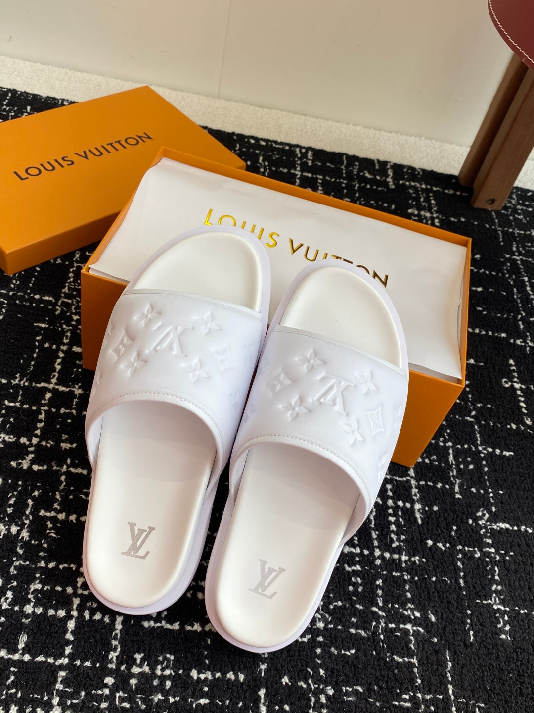 LuxluxHouse Best Quality Sandals Louis Vuitton