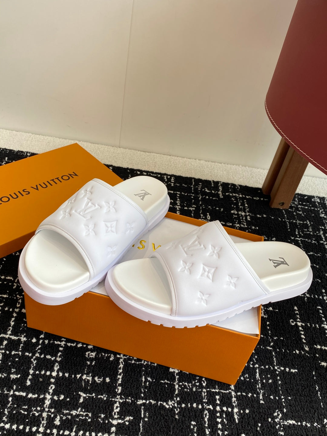 LuxluxHouse Best Quality Sandals Louis Vuitton