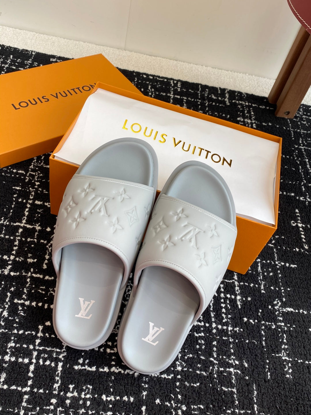 LuxluxHouse Best Quality Sandals Louis Vuitton