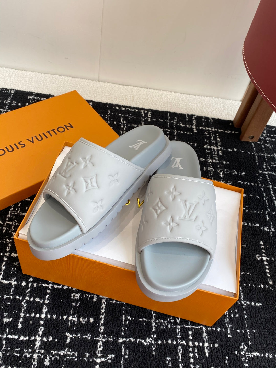 LuxluxHouse Best Quality Sandals Louis Vuitton