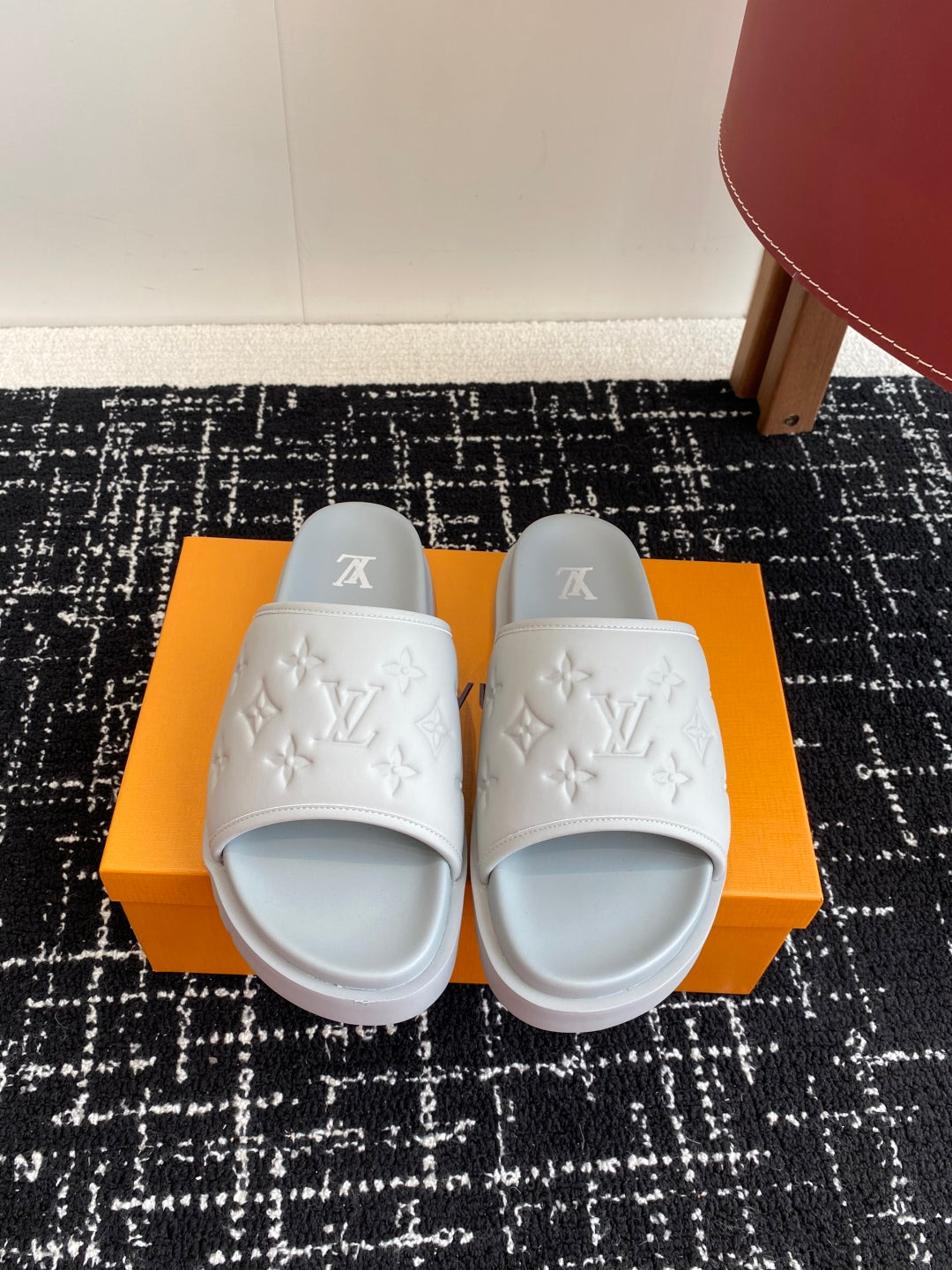 LuxluxHouse Best Quality Sandals Louis Vuitton
