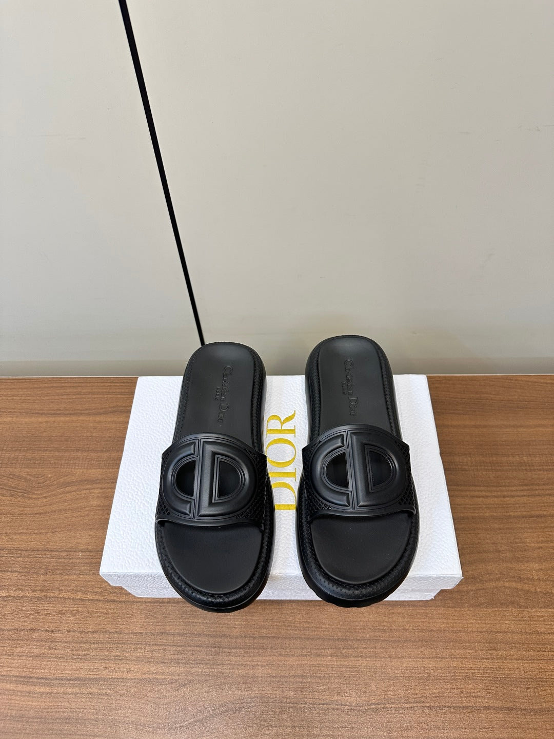 LuxluxHouse Best Quality Women Shoes Dior