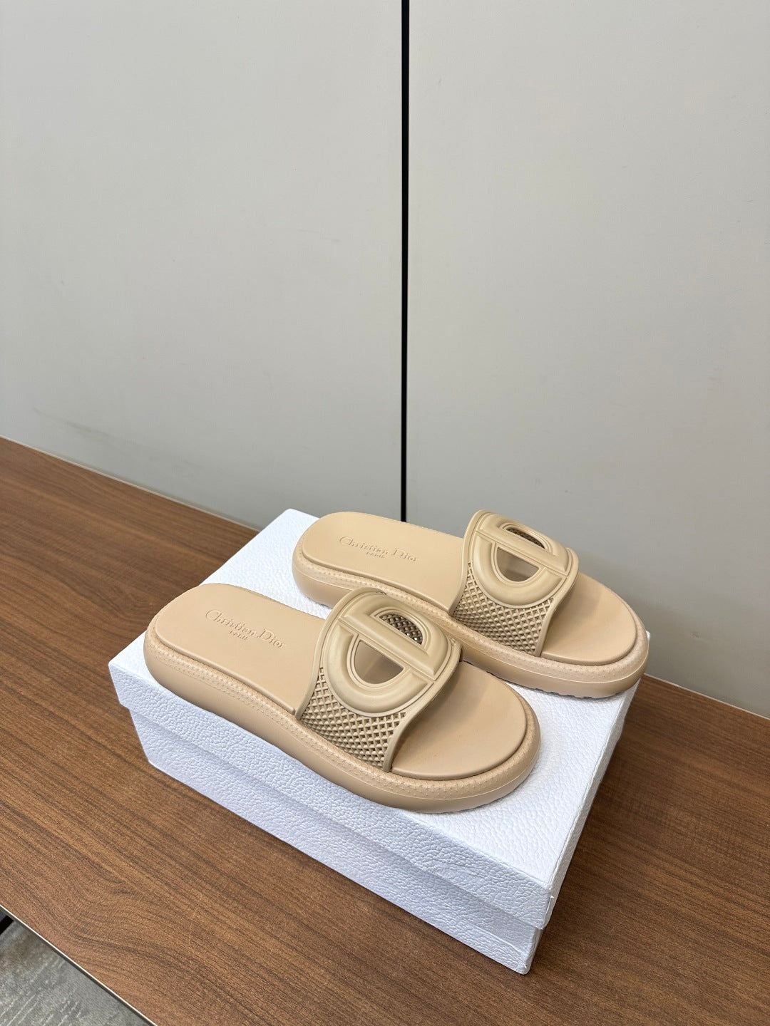 LuxluxHouse Best Quality Women Shoes Dior