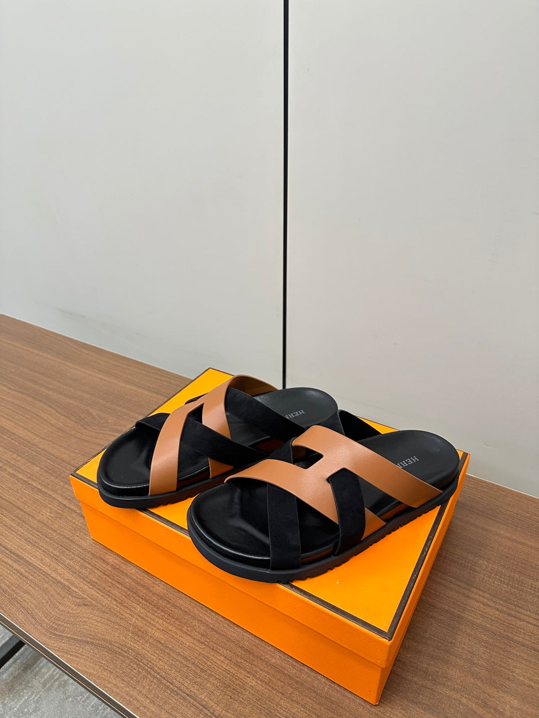 LuxluxHouse Best Quality Women Shoes Hermes