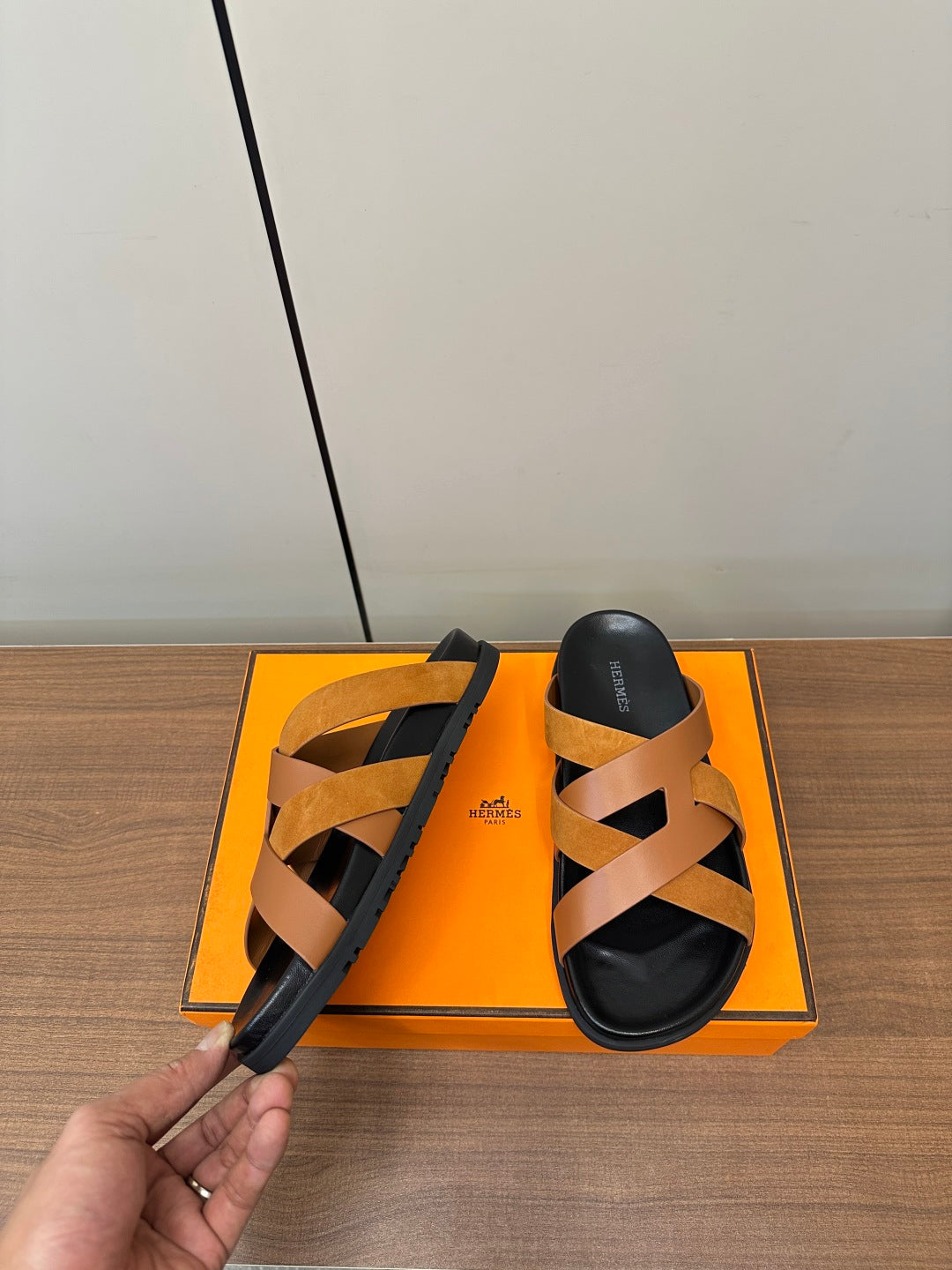 LuxluxHouse Best Quality Women Shoes Hermes
