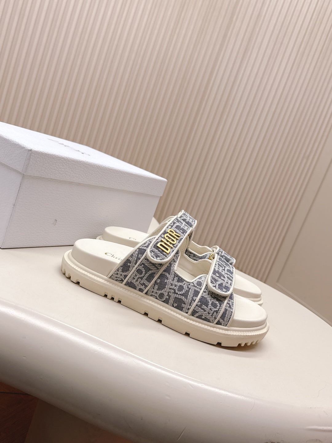 LuxluxHouse Best Quality Women Shoes Dior
